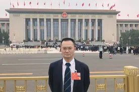 政协委员回应地铁安检白名单争议：现行方式成本高效果弱图片