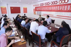 郑晓燕在丹凤县化庙村宣讲习近平总书记来陕考察重要讲话精神图片