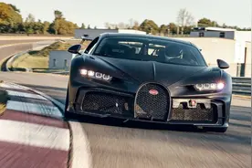 不满足直线车速称王，布加迪Chiron Pur Sport纽北测试赛道性能图片