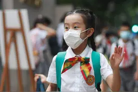 元气满满！广州60万名小学低年级“神兽”返校啦图片