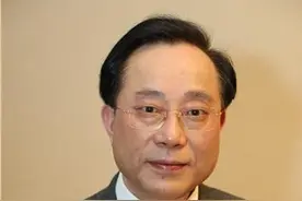 全国人大代表赵应云：银行开到家门口，服务送进心坎上图片