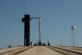 两天后SpaceX首次载人航天任务 开启商业太空探索图片