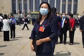 一份建议的诞生丨“花姐”的跨界自救：从直播带货到互联网+旅游图片