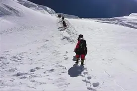 计划明日攻顶！珠峰高程测量登山队已抵达7790米营地 揭秘测量“世界第三极”的那些事儿图片