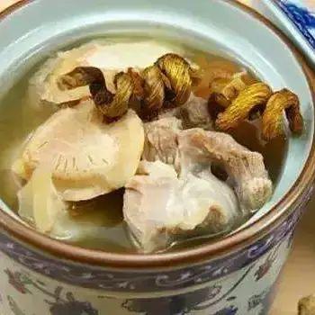 花胶煲猪展 花胶煲猪展肉