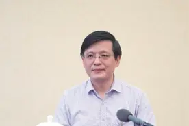 全国政协委员、致公党湖北省委会副主委徐旭东——筑牢三条防线，应对公共卫生事件更从容图片
