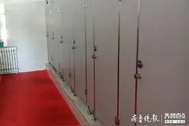 烟台南山公园公厕改造升级！蹲位增加，市民游园更方便啦图片