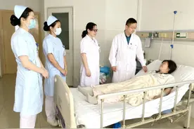 生死时速！长沙五旬女园艺工人不慎被割草机割伤，腹部大出血，医生紧急抢救转危为安图片