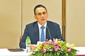 李嘉诚长子发声图片
