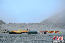 珠峰高程测量登山队调整攻顶队员名单 计划于27日登顶图片