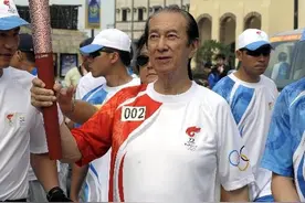 赌王的爱国心：捐赠圆明园马首猪首，为北京奥运捐建场馆……图片