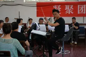 大型秦腔现代戏《路遥的世界》将于6月中旬跟观众见面图片