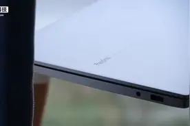 RedmiBook 14Ⅱ锐龙版首发体验：极致全面屏，物超所值的生产力视频封面