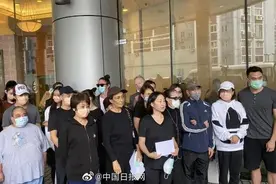 何鸿燊子女现身：会集体处理后事，一图看懂赌王的一生图片