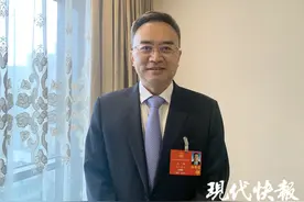 全国人大代表、南京市人大常委会主任龙翔：率先探索社会治理现代化的法治路径图片