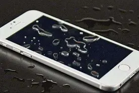 不小心电器进水，这些动作可以"救过来"图片