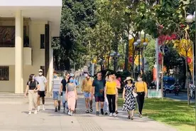 越南将向80国公民发电子签证：包括持中国护照公民图片
