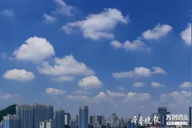 蓝蓝的天空白云朵朵，这样的济南真是太美了图片