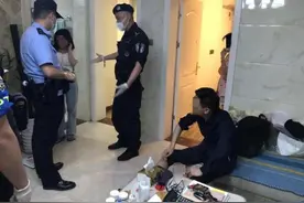女子误以为男友出轨，拿出菜刀将其从40楼扔下，不料砸中百万豪车图片