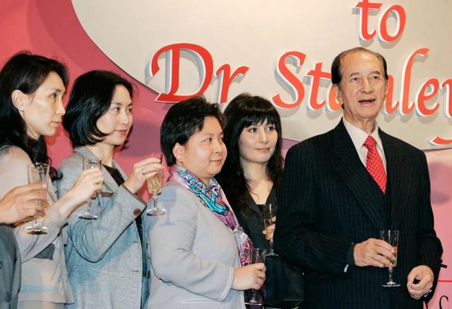 别矣，“赌王”何鸿燊