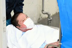 日本京都动画纵火案嫌疑人正式被捕，刚能说话还不能走路图片
