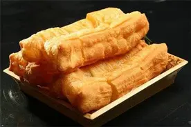 选择早餐，少吃四种伤胃的食物图片