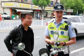 杭州一小伙的朋友圈亮了！公开批评自己，还要求点赞图片