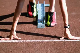 刚升至AA级，又迎中报净利同比增长37%，中国银河证券自营和国际业务成亮点图片