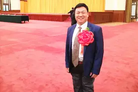 孙炳良：昨与习主席握手时说“我是河南人”今又捐爱心传递奖金图片