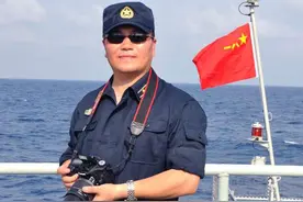 和韩磊首次合作战疫歌曲，军旅诗人丁小炜这样表达“爱”图片