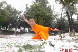 难倒跳高冠军的“蜻蜓点水”，真的是轻功吗？图片