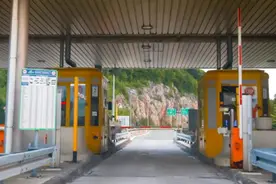 高速收费不合理 人大代表：杜绝糊涂账 尽快制定“看得见”的举措图片