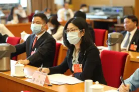全国人大代表李小红：建议免征水果和水产流通环节增值税图片