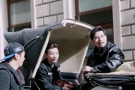《周游记》周杰伦将开启最随性的欧洲音乐行图片