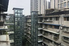云求助 | 老旧小区加装电梯调查：调解会上业主各执一词 采光、消防等问题如何解决？图片