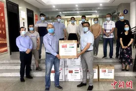 中科院新疆生地所向塔吉克斯坦国家科学院捐赠抗疫物资图片