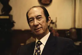 对不起，“赌王”何鸿燊不是你朋友圈里的样子图片