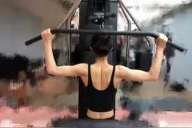 赵丽颖晒健身照肌肉线条明显，自称“有点小优越”图片