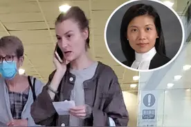 从天桥向港警扔砖头被判监禁3个月，澳大利亚籍女插画师听到判决后哭了图片