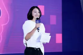 柳传志侄女柳甄从字节跳动离职，曾预言能打破BAT格局视频封面
