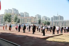 返校复学第一课，山东经贸职业学院是这么上的图片
