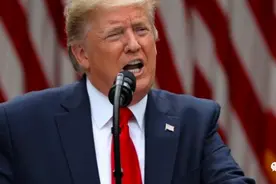 苍天饶过谁？面对特朗普“自残式”制裁，谁不想嘲讽地笑一笑呢图片