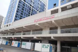 百余业主忧心！南宁一广场摊位超期两年半未交付，政府曾建议谨慎购买图片