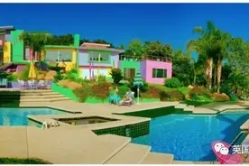 美国艺术家把自家改造成彩虹屋。这色彩，意外的辣眼好看啊图片