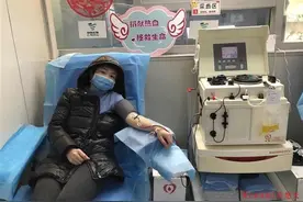 抗疫护士的“献血奇缘”！黄磊亲手为她做红烧肉空运来汉图片