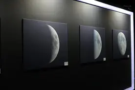 「摄星技术」月球马赛克拼接，细节与整体的完美结合图片