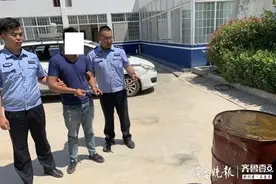 白天开挖掘机，晚上偷柴油，这名监守自盗的“油耗子”被抓了图片