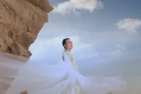 长在才华上的骄傲犹如生在美玉上的瑕疵图片