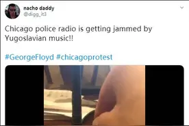 芝加哥抗议者黑掉警用通讯，反复播白人至上音乐图片