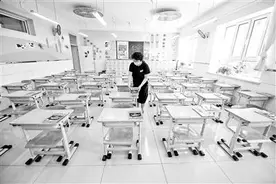 北京40万中小学生今日返校复课 学校录制校园生活教程图片